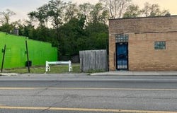 19703 Conant, Detroit, MI 48234