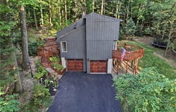5876 Woodlee Court, Orchard Park, NY 14127