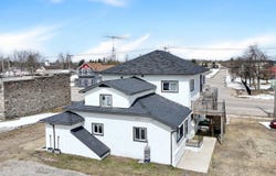 566 E Main Street, Vanderbilt, MI 49795