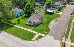 1302 E Broadway, Sedalia, MO 65301