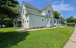 35 Front Avenue, Saint Paul, MN 55117