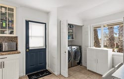 1912 N Kenneth Rd, Burbank, CA 91504