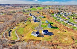 27 Mendon Green Lane, Pittsford, NY 14534