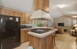 2810 Bechelli Lane, Redding, CA 96002