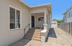 882 56th Street, Oakland, CA 94608