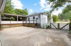 514 W Main St, Henderson, TX 75652