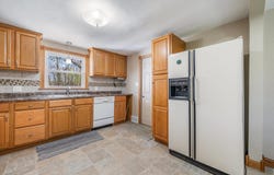 2780 HUMBOLDT Road, GREEN BAY, WI 54311