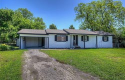 101 Mcbride Street, Lone Oak, TX 75453