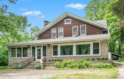 808 Waverly Road, Chesterton, IN 46304