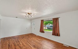 1008 34th Ave, Greeley, CO 80634