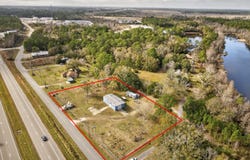 8735 Old Stage Road, Moss Point, MS 39562