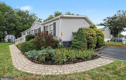 303 DALLAS Drive, GRANTVILLE, PA 17028