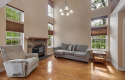 2920 OAK Court, Schaumburg, IL 60193