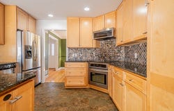 5 Lowther Place, Nashua, NH 03060