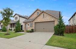 1848 Coronet Avenue, Aubrey, TX 76227