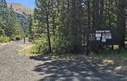 Lovers Ln, Wahkiacus, WA 98670