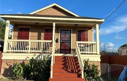 2320 S JOHNSON Street, New Orleans, LA 70125