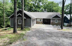 65 Stony Point, Goreville, IL 62939