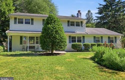 949 QUEENS Drive, YARDLEY, PA 19067