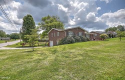 609 Hollyhill Rd Road, Johnson City, TN 37604