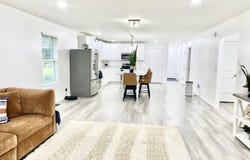 609 E 6th Street, Seymour, IN 47274