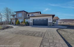 815 Oak Street, Archbald, PA 18403