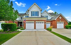 25 Harborside Way, Hawthorn Woods, IL 60047