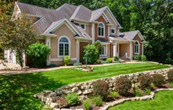 431 Country Club Ln, Onalaska, WI 54650