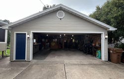 915 Elm Street, Grinnell, IA 50112