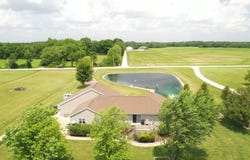 1247 W Division Road, Huntington, IN 46750
