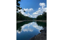 148 County Road 155, Eureka Springs, AR 72632