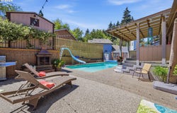 3446 BREEZEWOOD Ave, Eugene, OR 97405