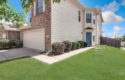 7400 Howling Coyote Lane, Fort Worth, TX 76131
