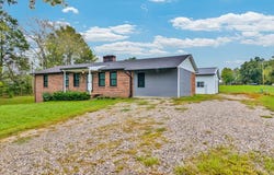 13276 Old Baxter Rd, Silver Point, TN 38582