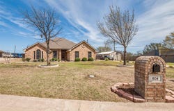 904 Martin, Italy, TX 76651