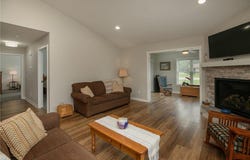 2882 Meadowview Lane NE, Owatonna, MN 55060