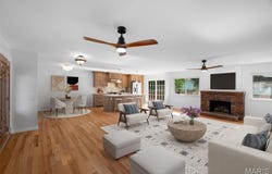 9742 Croftwood Drive, St Louis, MO 63123