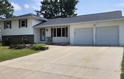 536 Santa Maria Drive, Arlington, WI 53911