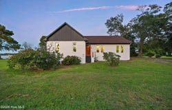 5802 E Yacht Drive, Oak Island, NC 28465