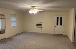 1431 W Commercial St, Buffalo, MO 65622