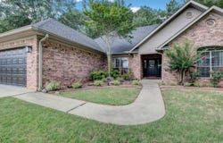 4600 Lexington Park Circle, Bryant, AR 72022