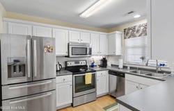 5025 Glen Cove Drive SE, Southport, NC 28461