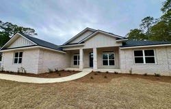 2278 Pinecone Ct, Navarre, FL 32566