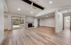 900 Vaughn Drive, Burleson, TX 76028