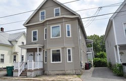 15 Middlesex Park, Lowell, MA 01851