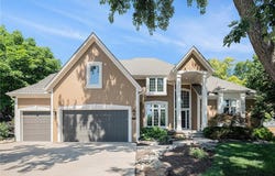 14620 Hayes Street, Overland Park, KS 66221