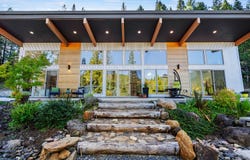 24100 E Evans Creek Road, White City, OR 97503