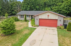 2381 Mapleview Street SE, Kentwood, MI 49508