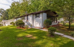 5207 Dixie Lake, Union City, GA 30291