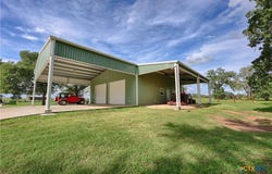 3545 E I 10 Frontage Road, Schulenburg, TX 78956